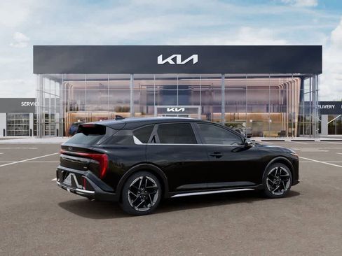 New 2026 Kia K4 GT-Line FWD image 6