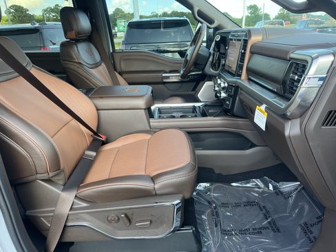 Used 2026 Ford F250 King Ranch w/ Chrome Package AWD/4WD image 17