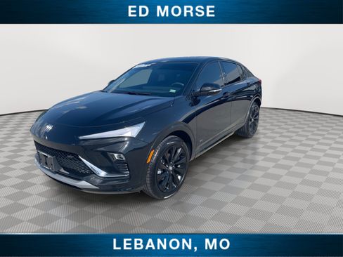 Used 2025 Buick Envista Sport Touring w/ Experience Buick Package FWD image 4