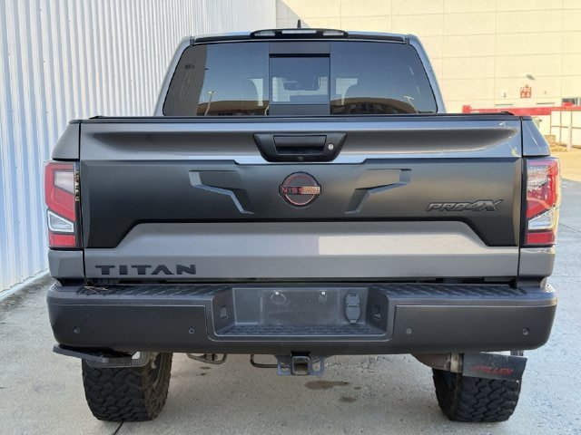 Used 2023 Nissan Titan PRO-4X w/ Pro-4x Convenience Package AWD/4WD image 5