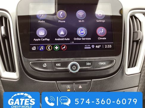 Used 2024 Chevrolet Malibu LT image 3