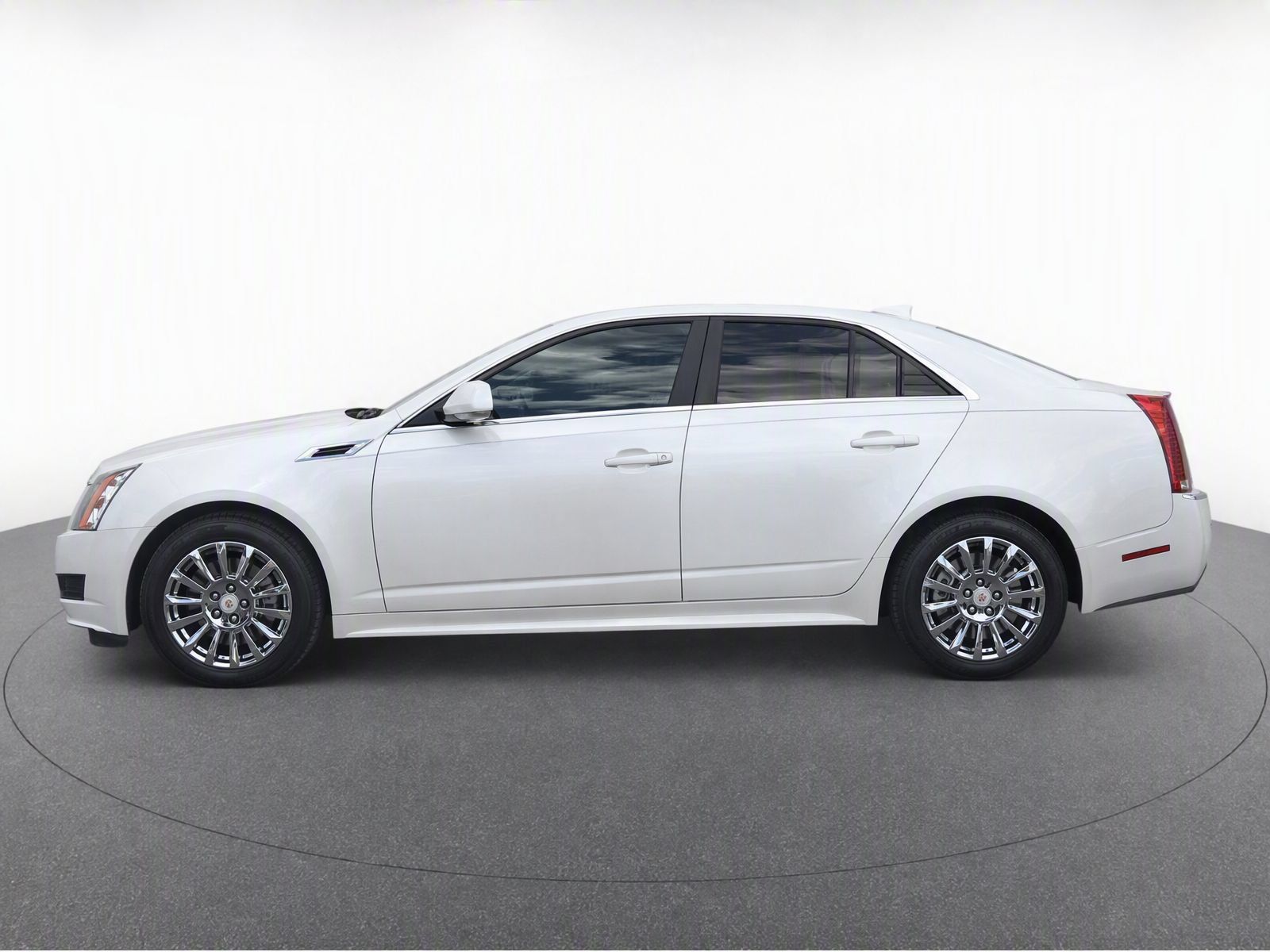 Used 2013 Cadillac CTS Luxury RWD image 6