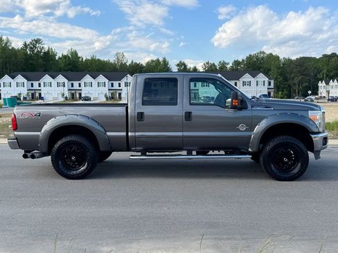 Used 2013 Ford F250 XLT w/ XLT Value Pkg AWD/4WD image 2