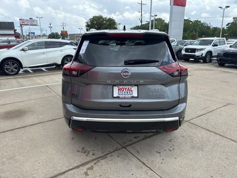 New 2026 Nissan Rogue Platinum w/ Platinum Premium Package AWD/4WD image 6