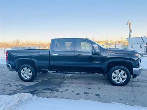 Used 2020 Chevrolet Silverado 2500 LTZ w/ LTZ Texas Edition image 4