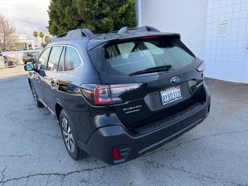 Used 2022 Subaru Outback AWD/4WD image 4