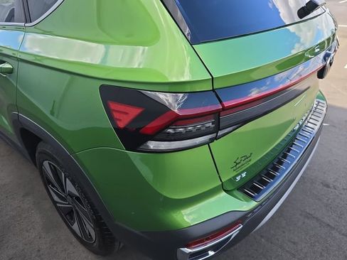 New 2026 Volkswagen Taos SE AWD/4WD image 27