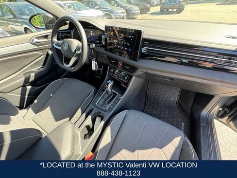 Used 2025 Volkswagen Jetta Sport FWD image 26