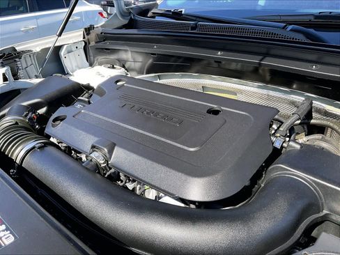 Used 2025 Buick Envision Sport Touring AWD/4WD image 33