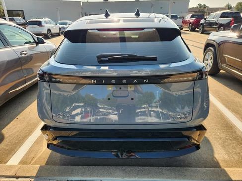 Used 2023 Nissan Ariya AWD/4WD image 5