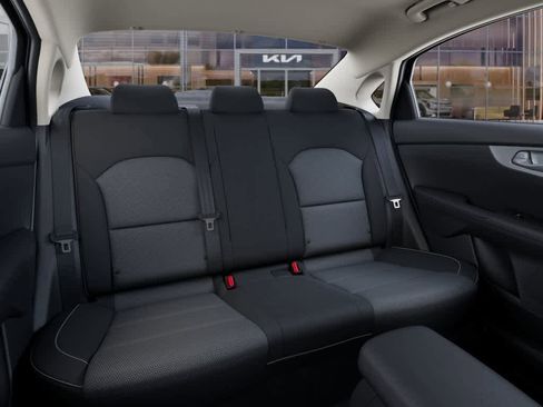 New 2024 Kia Forte LXS w/ LXS Technology Package image 16