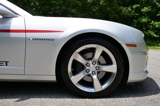 Used 2010 Chevrolet Camaro SS RWD image 37