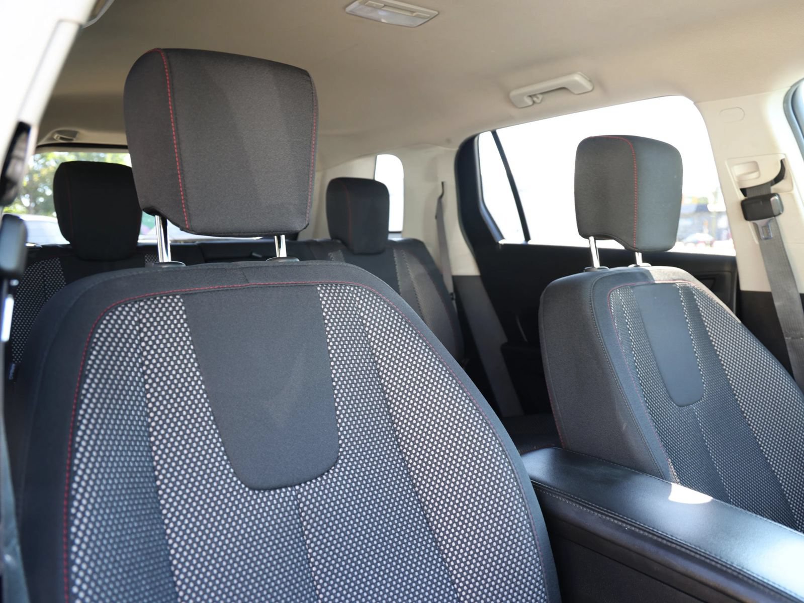 Used 2017 GMC Terrain SLE FWD image 27