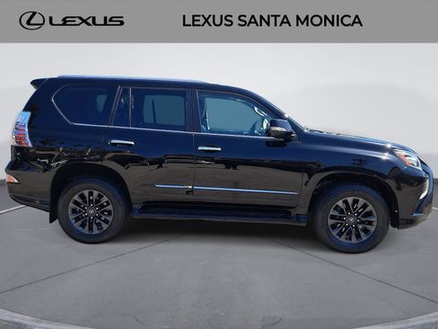 Used 2018 Lexus GX 460 Premium w/ Premium Package AWD/4WD image 4