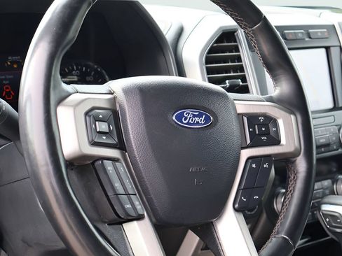 Used 2020 Ford F150 Platinum w/ Equipment Group 701A Luxury AWD/4WD image 19
