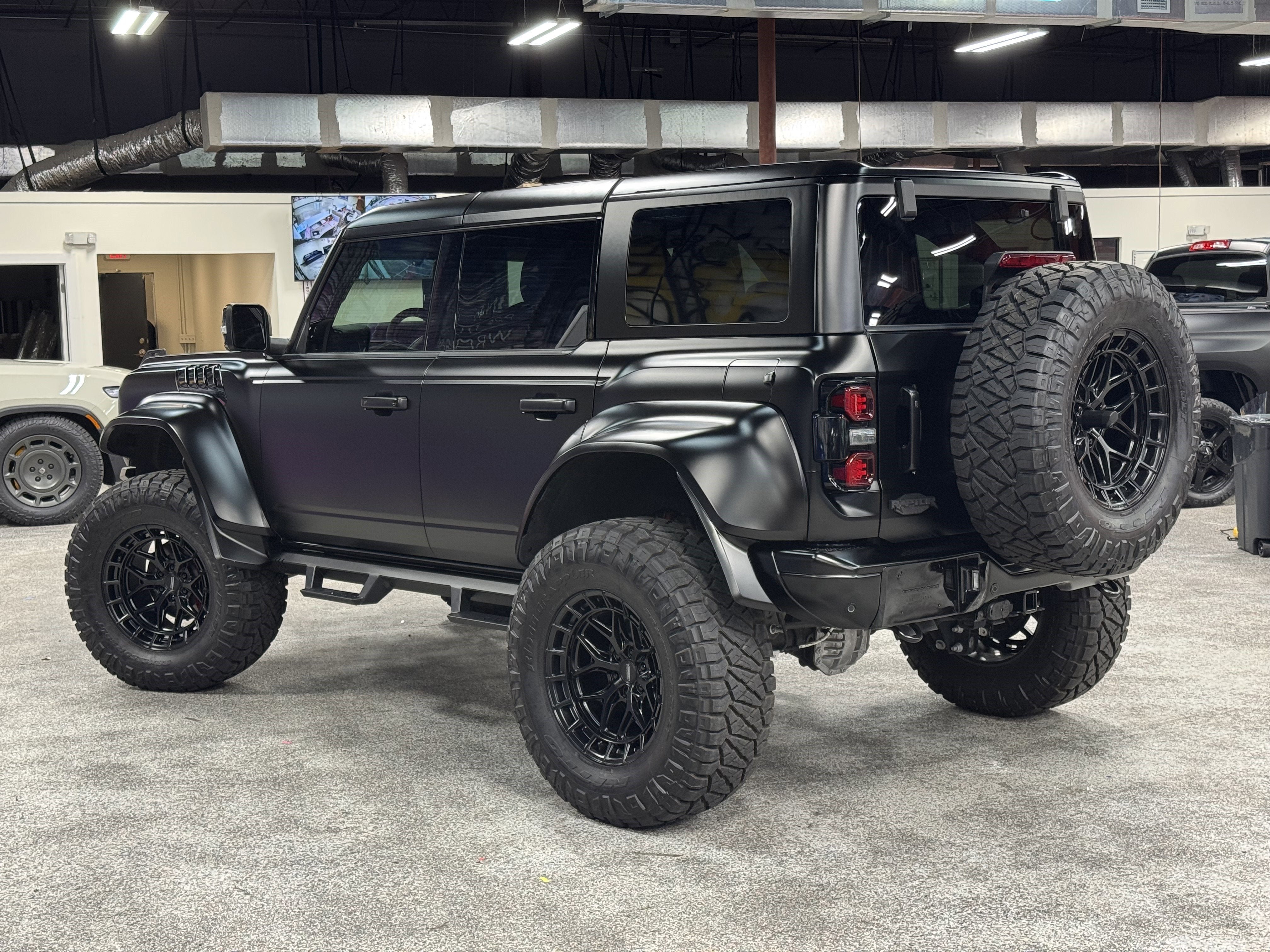 Used 2024 Ford Bronco Raptor AWD/4WD image 3