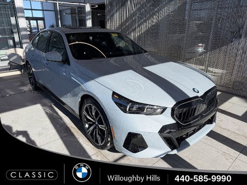 New 2026 BMW 530i xDrive w/ M Sport Package AWD/4WD image 1