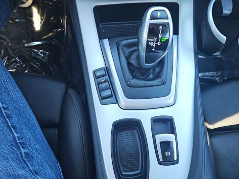 Used 2011 BMW Z4 sDrive35i image 21