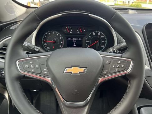 Used 2024 Chevrolet Malibu RS FWD image 18