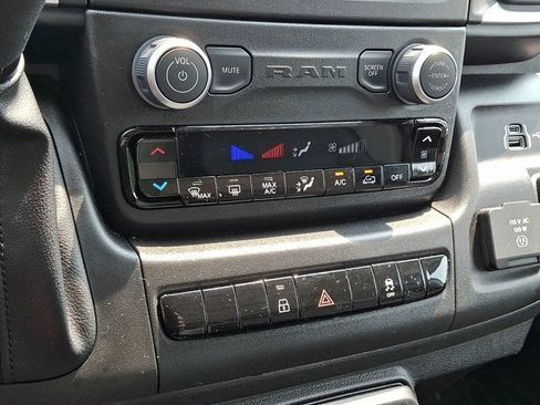 Used 2026 RAM ProMaster 3500 w/ Quick Order Package 22G SLT FWD image 21