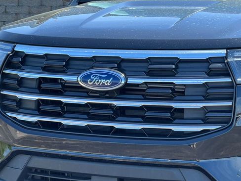Used 2026 Ford Explorer Active w/ Active Comfort Package AWD/4WD image 37