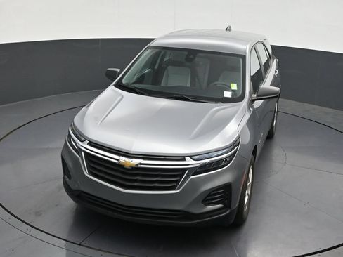 Used 2024 Chevrolet Equinox LS FWD image 22
