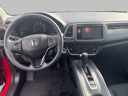 Used 2016 Honda HR-V EX image 11