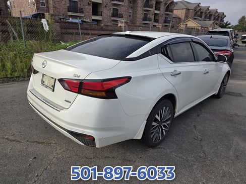 Used 2023 Nissan Altima 2.5 SV AWD/4WD image 8