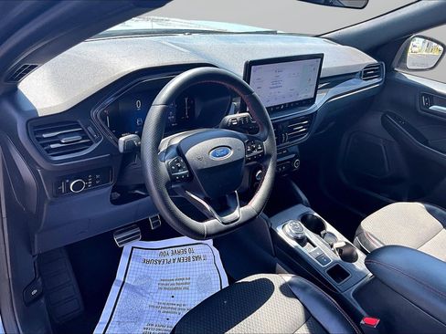 Used 2023 Ford Escape ST-Line FWD image 20