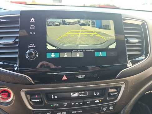 Used 2022 Honda Passport TrailSport image 15