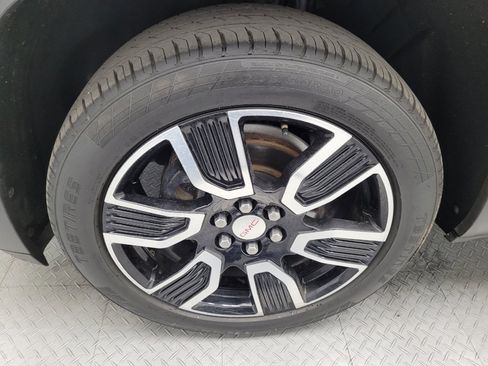 Used 2019 GMC Acadia SLT w/ Black Edition FWD image 31