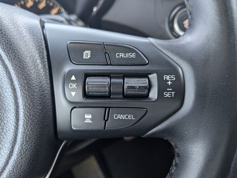 Used 2016 Kia Sorento SX w/ SXL Technology Package image 35