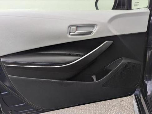 Used 2022 Toyota Corolla SE image 13
