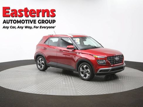 Used 2025 Hyundai Venue SEL FWD image 50