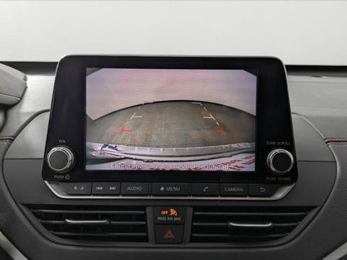Used 2022 Nissan Altima 2.5 SR FWD image 31