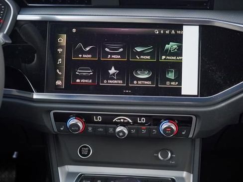 New 2025 Audi Q3 2.0T Premium Plus image 10