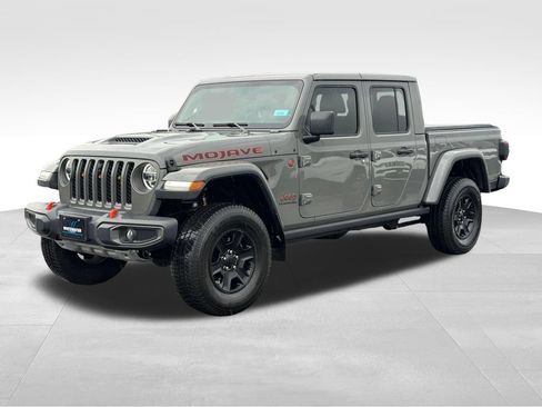 Used 2020 Jeep Gladiator Mojave AWD/4WD image 2
