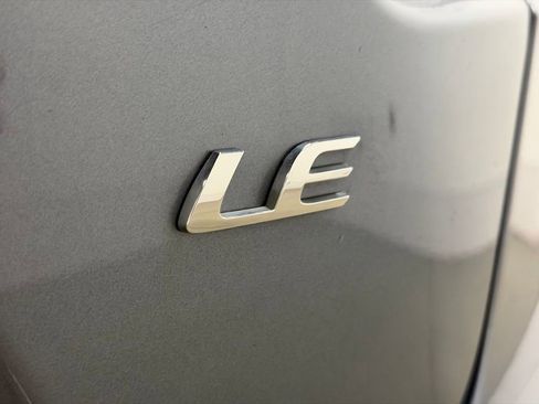 Used 2024 Toyota Corolla LE image 20