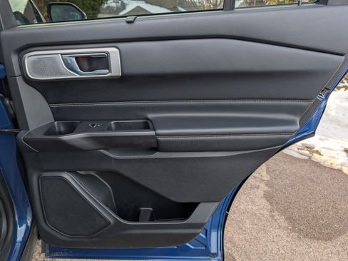 Used 2020 Ford Explorer ST w/ Premium Technology Package image 40