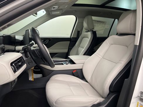 New 2026 Lincoln Aviator AWD image 27