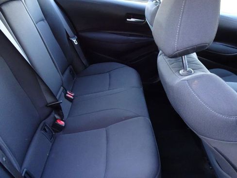 Used 2021 Toyota Corolla LE image 13