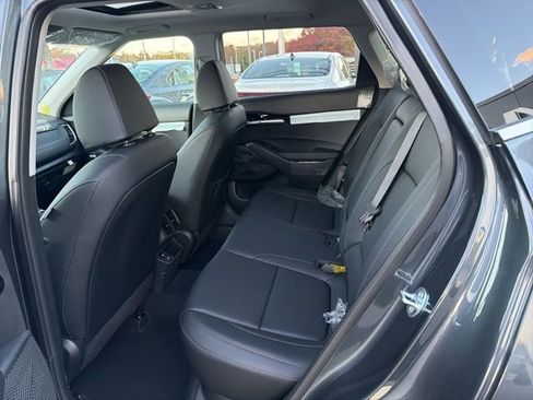New 2026 Kia Seltos SX w/ SX Sunroof Package image 7