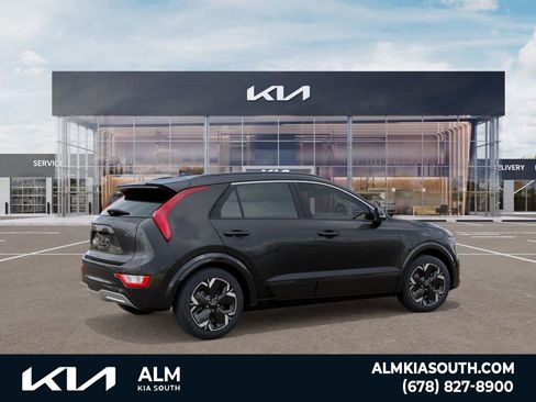 New 2025 Kia Niro Wind w/ Wind Preserve Package image 6