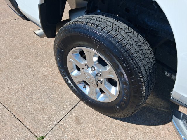 Used 2025 RAM 2500 Big Horn AWD/4WD image 22