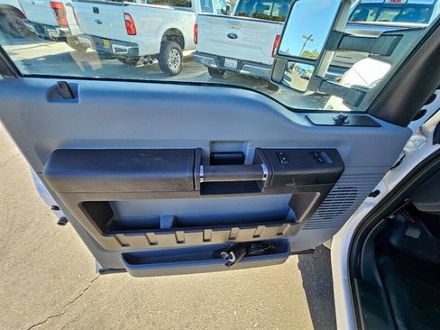 Used 2015 Ford F350 XL w/ Power Equipment Group AWD/4WD image 21