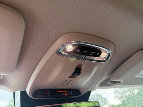 Used 2019 Volvo XC90 T6 Momentum AWD/4WD image 31