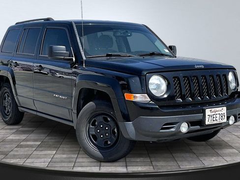 Certified 2017 Jeep Patriot Sport w/ Power Value Group FWD image 37