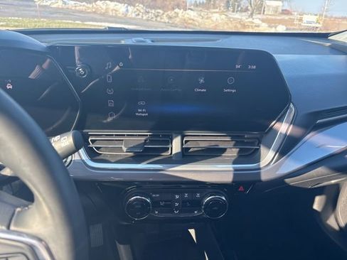 Used 2024 Chevrolet Trax ACTIV w/ Driver Confidence Package image 14