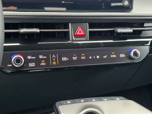 New 2025 Kia EV6 Wind AWD/4WD image 23
