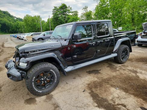 Used 2021 Jeep Gladiator Sport AWD/4WD image 2